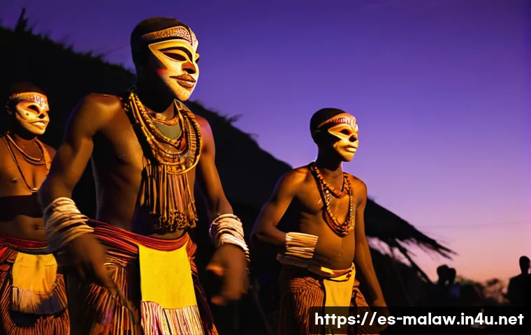 말라위에서 유령 이야기 및 미신 - **Gule Wamkulu Ceremony at Dusk**
    A vibrant and energetic scene depicting the Gule Wamkulu ritua...